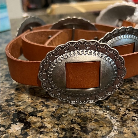 American Living Brown Leather Belt with Silver Buckle - Picture 5 of 7